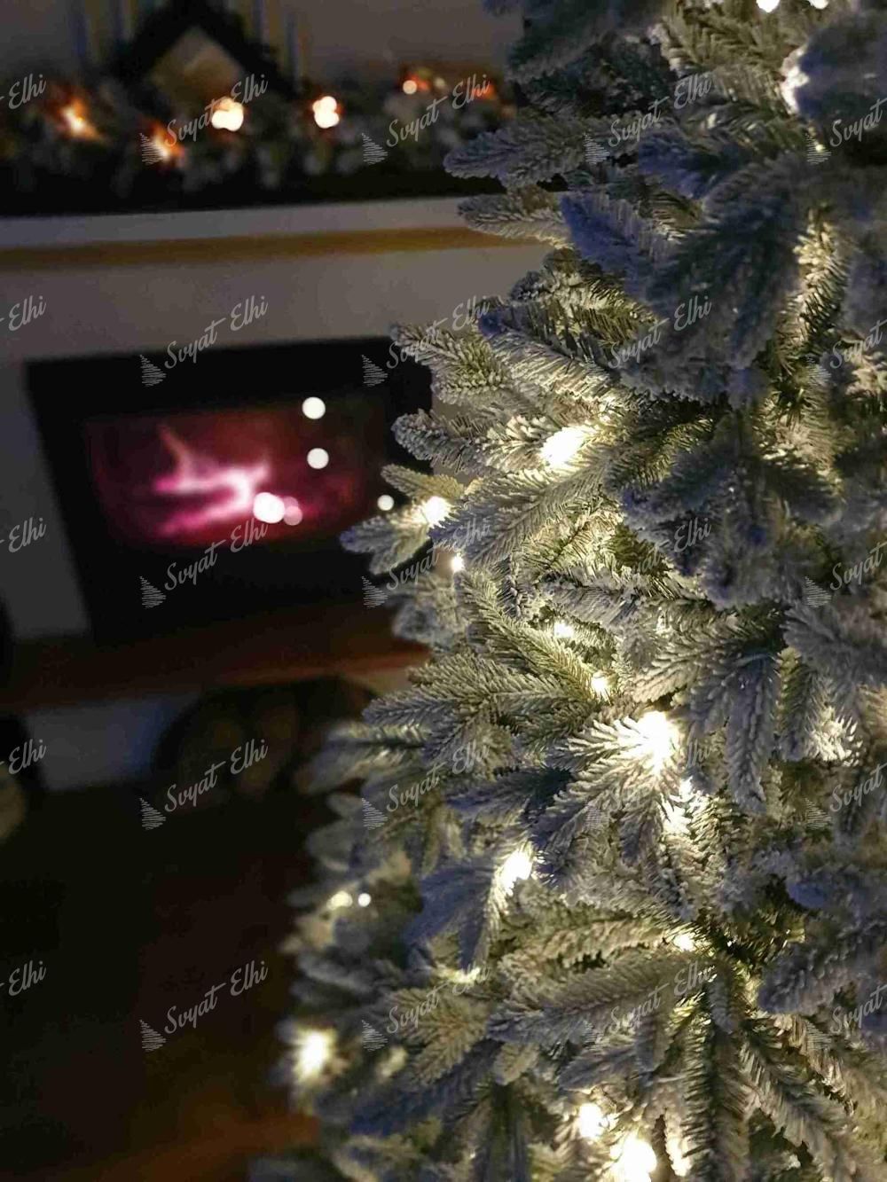 Изкуствена коледна елха 3D Кралски смърч 210 см LED350