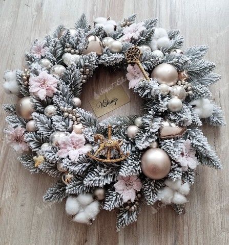Коледен венец Бял смърч 50 см